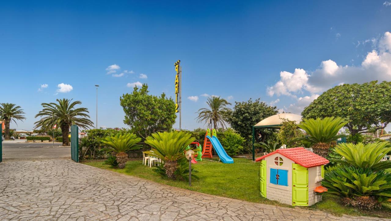 Hotel Paris Lido di Camaiore Kültér fotó