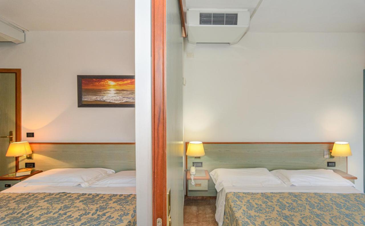 Hotel Paris Lido di Camaiore Kültér fotó